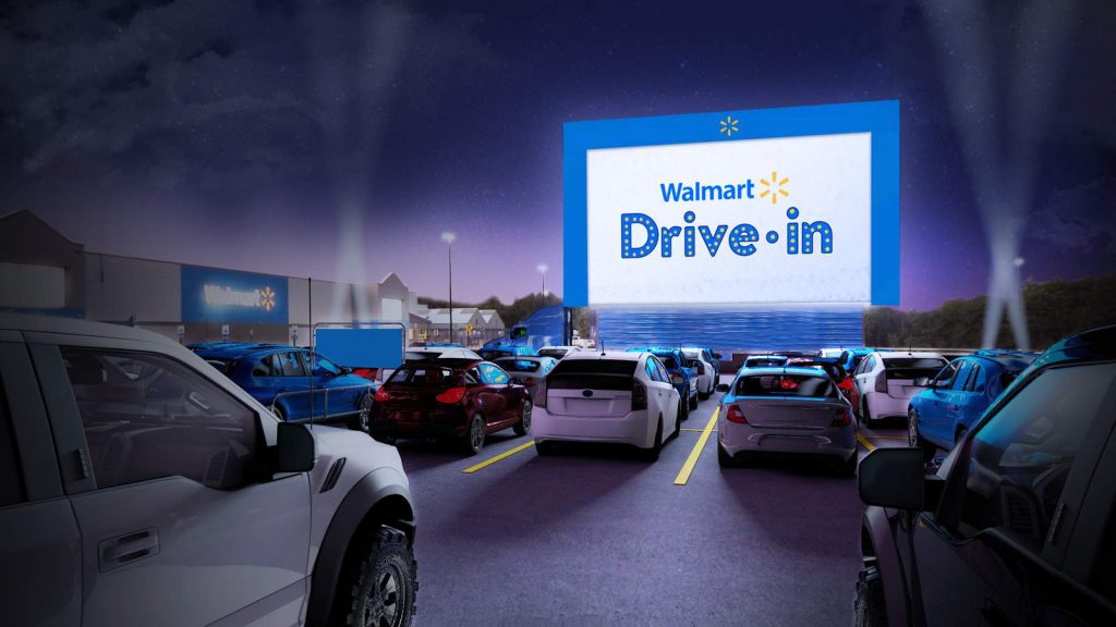 Walmart transforma estacionamento em Cinema